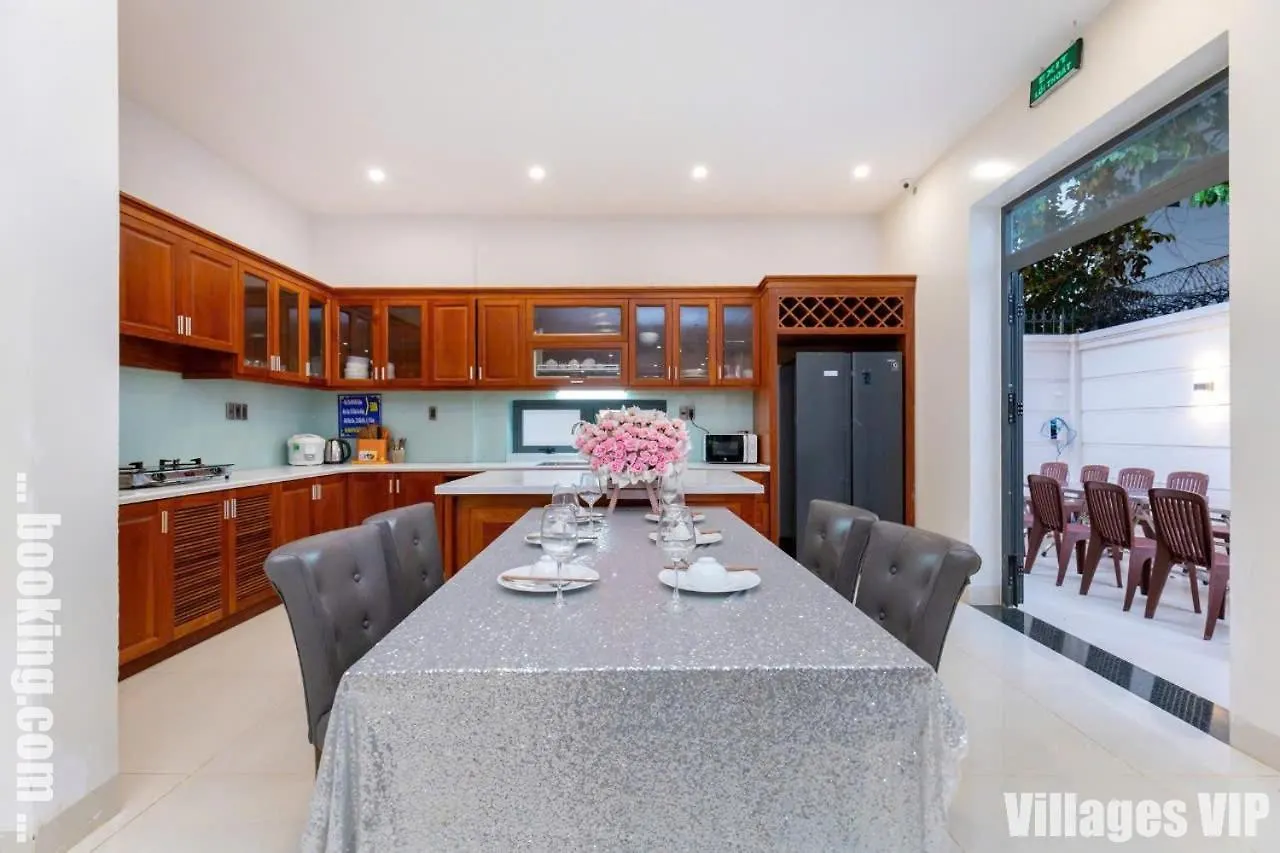 Villa Vip Sat Bien Di Bo Ra Bai Tam Resort Long Cung Xanh Vung Tau