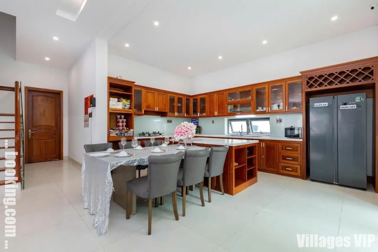 Villa Vip Sat Bien Di Bo Ra Bai Tam Resort Long Cung Xanh Vung Tau