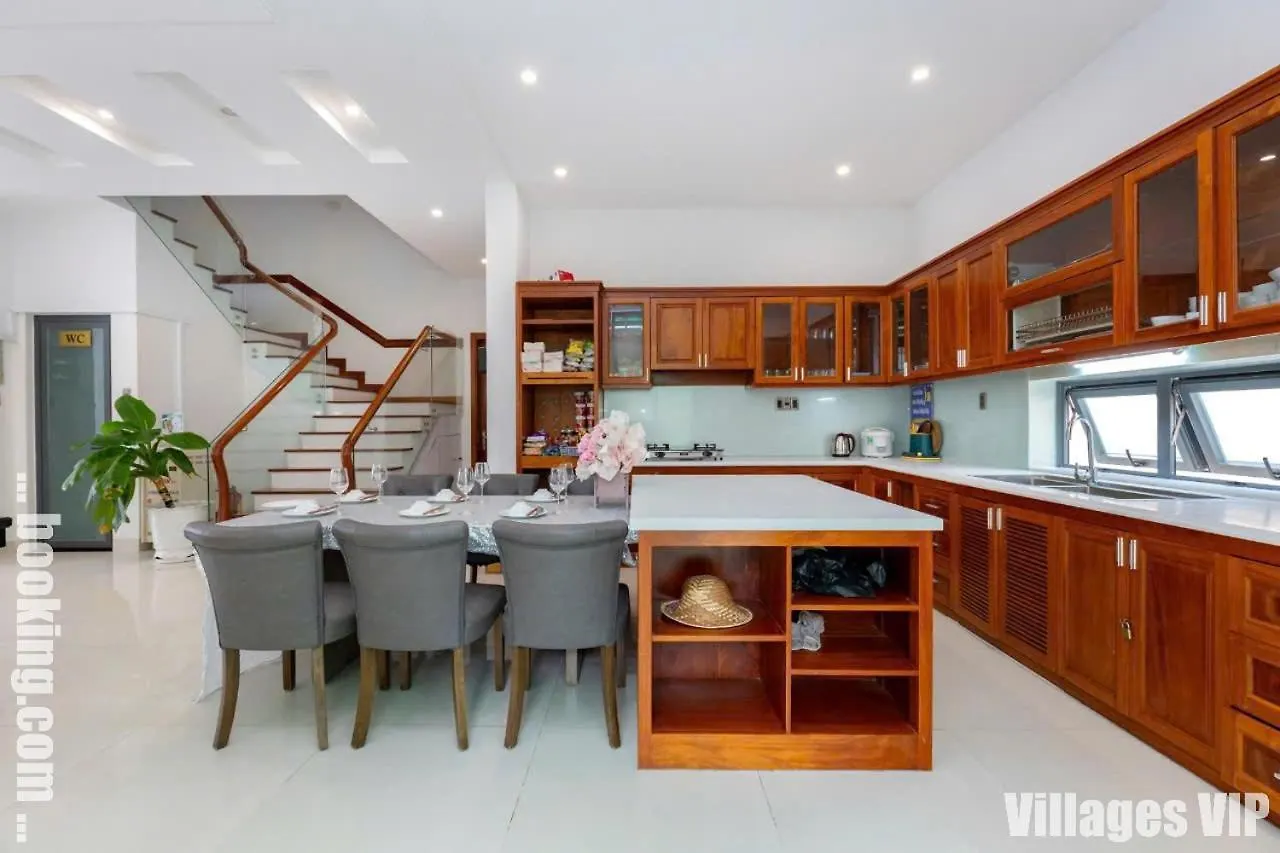 Villa Vip Sat Bien Di Bo Ra Bai Tam Resort Long Cung Xanh Vung Tau Vietnam